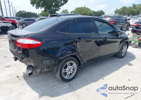 2018 Ford Fiesta Se z USA, uszkodzony, nr VIN 3FADP4BJXJM133847
